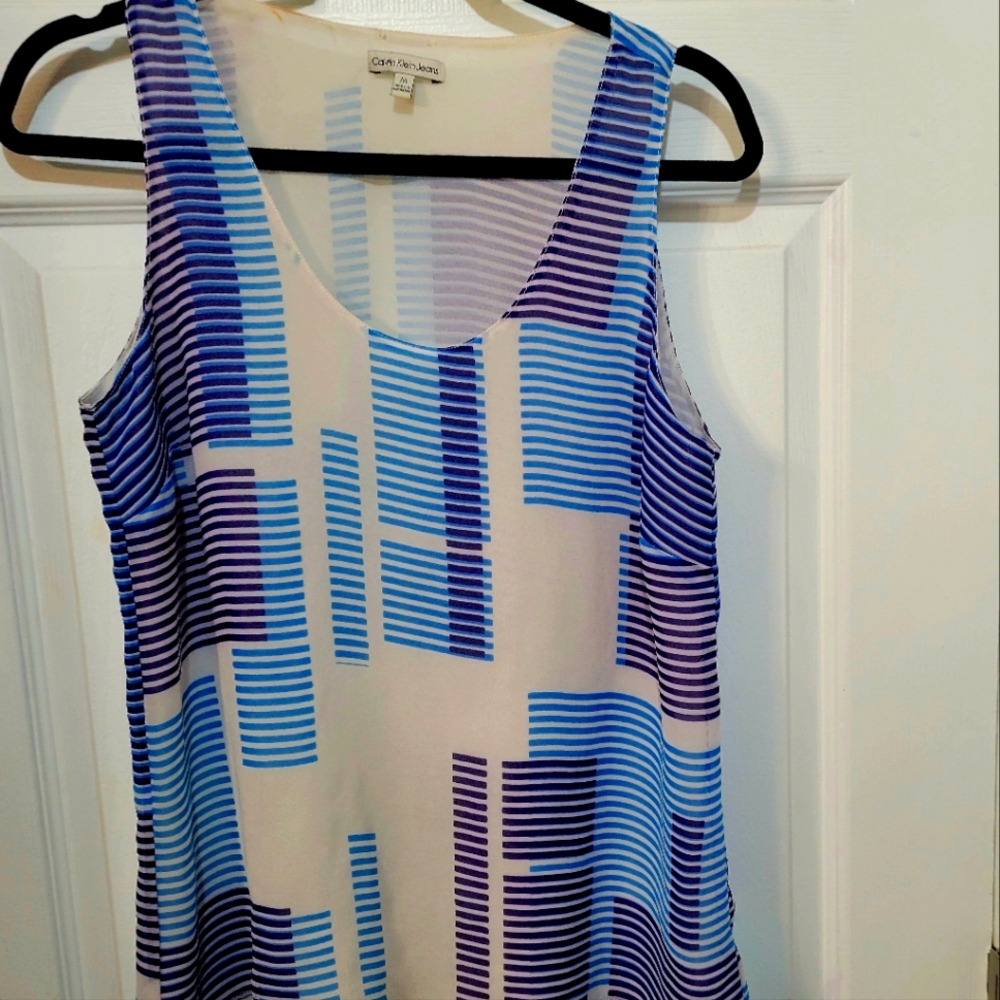 Nice sleeveless top